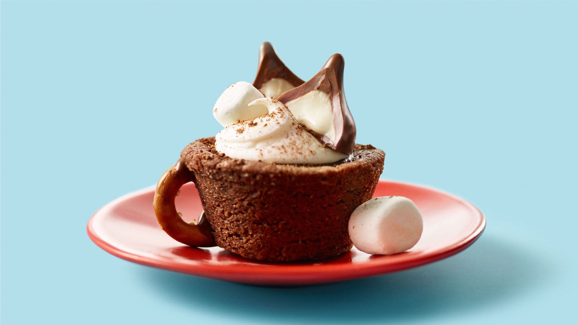 hot cocoa cookie cups