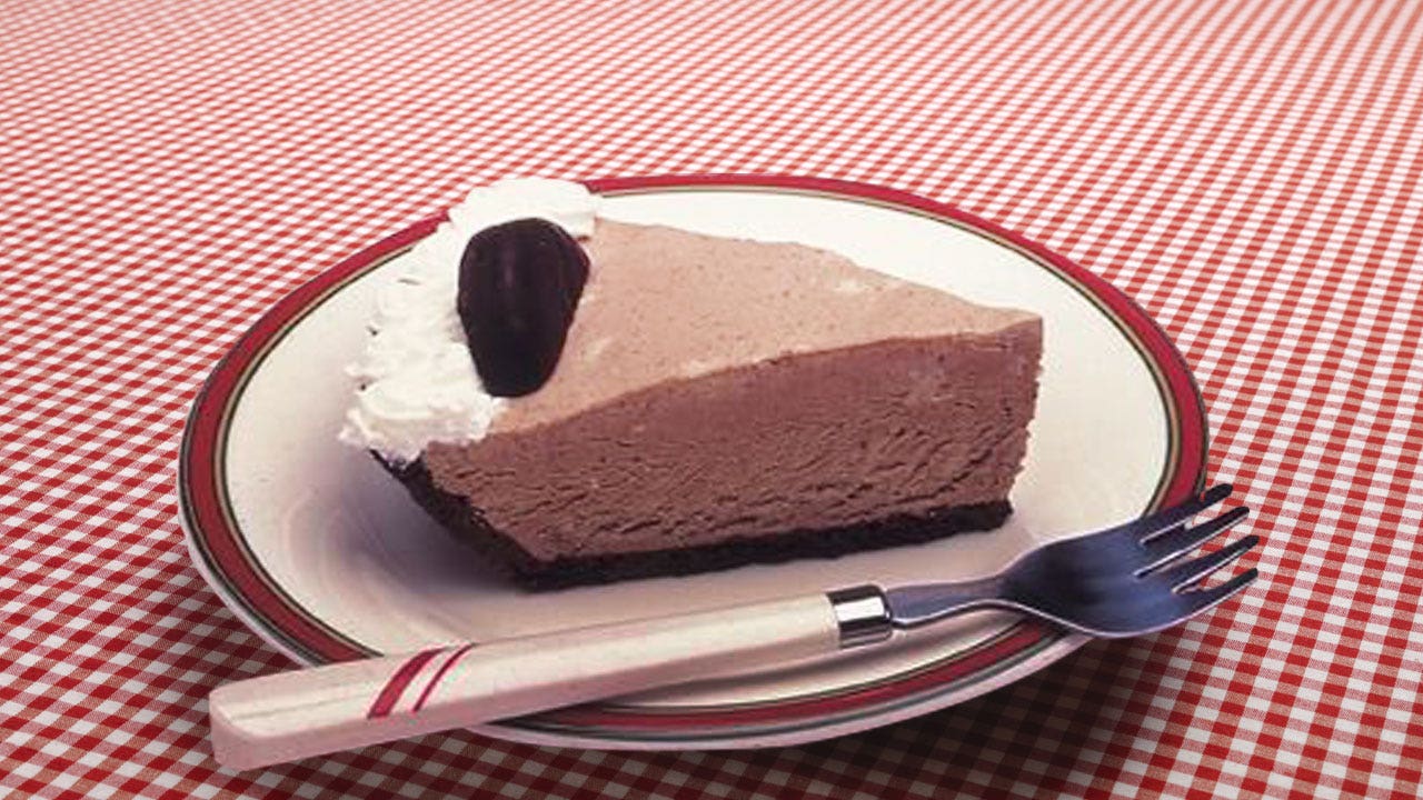 Image of Easy Chocolate Peppermint Pie