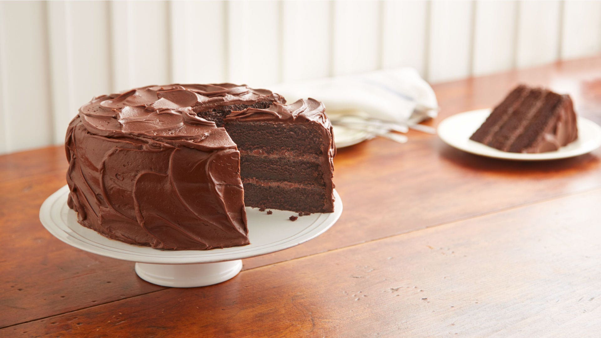 Gluten-free HERSHEY'S Perfectly Chocolate Chocolate Cake