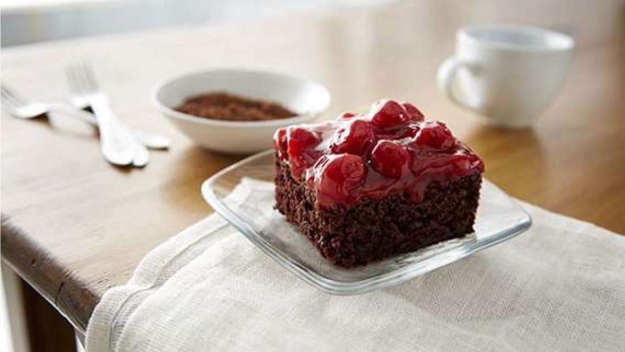 chocolate cherry upsidedown cake