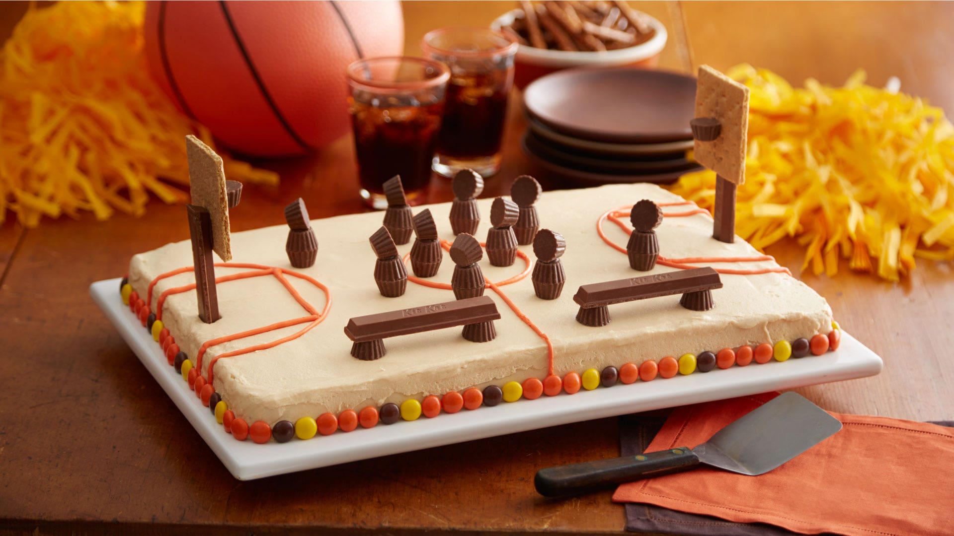 hershey basketball court cake