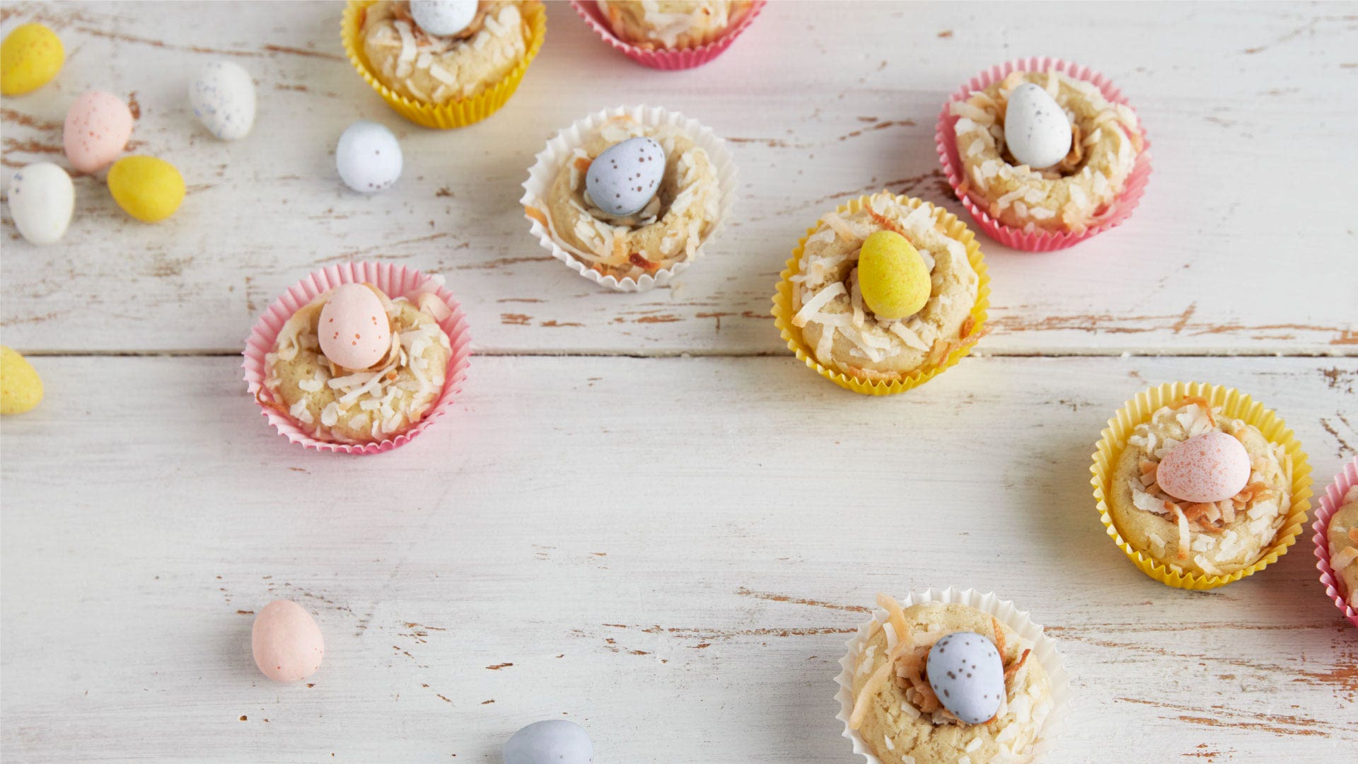 Image of Macaroon Cookie Nests