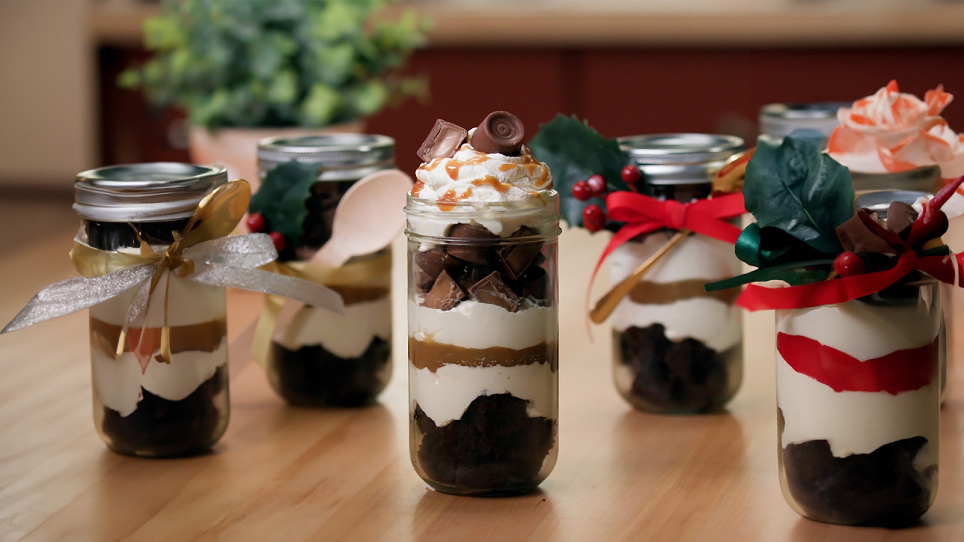 rolo trifle jars decorated for holiday gifts